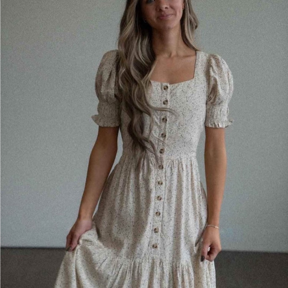 LCW Eidelweiss Dress